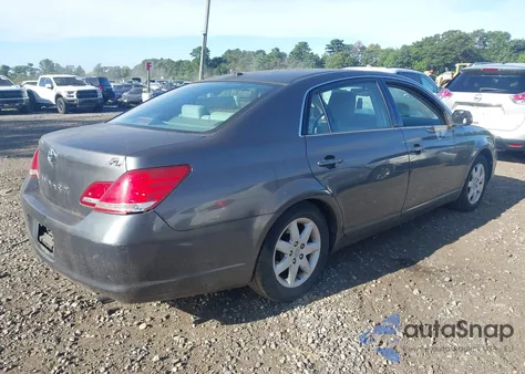 2010 Toyota Avalon Xl from USA, damaged, VIN 4T1BK3DB5AU363951